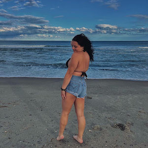 Meet your Posher, Rachel